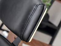 Designerski fotel do biura FRANK dąb palony-czarny - solidne wykończenia