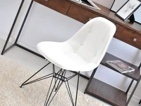 Nowoczesne krzesło tapicerowane MPC ROD TAP białe.